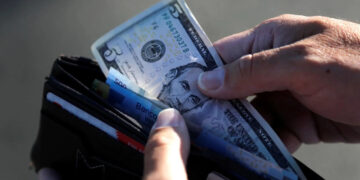 Sheinbaum “espera que no haya afectaciones” a remesas ante deportaciones anunciadas por Trump