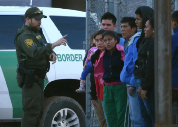 Sheinbaum se reunirá con gobernadores del norte para definir un plan ante posibles deportaciones masivas en EE.UU.