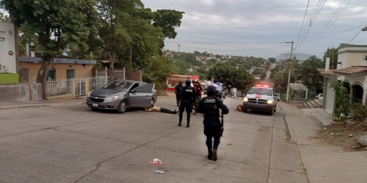 Hombre es asesinado a balazos en la colonia Independencia en Culiacán