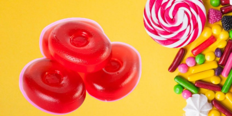 ¿Adiós a las gomitas rojas? FDA alerta por peligroso ingrediente presente en dulces y bebidas para niños
