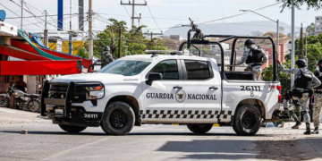 En Sinaloa se aseguran mil 300 litros de sustancias químicas valuadas en 29 mdp