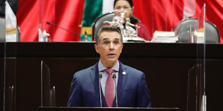 Sergio Mayer quiere impulsar una ley para regular el contenido de YouTube tras caso Maryfer Centeno: “Se va a acabar, se los garantizo”