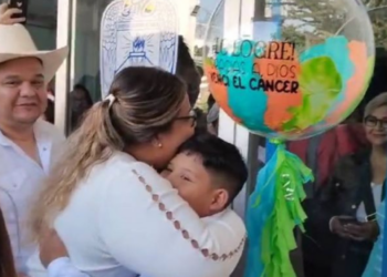 Tadeo tiene 10 años y ya ha logrado vencer a uno de los cánceres más raros