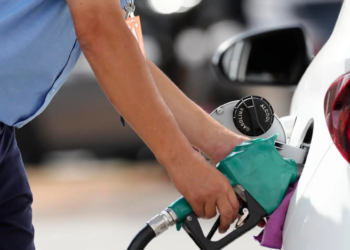 Hacienda cierra 2024 sin subsidio a las gasolinas