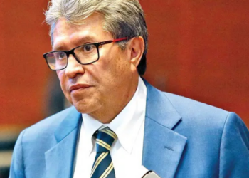Van tras los salarios en INE, Banxico, CNDH… Morena alista una iniciativa