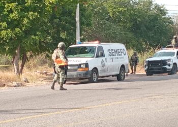 Dejan dos cuerpos con mensaje en Costa Rica, Culiacán; tenían huellas de tortura e impactos de bala