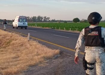 Un muerto y seis heridos tras accidente de unidad de la Guardia Nacional en Culiacán