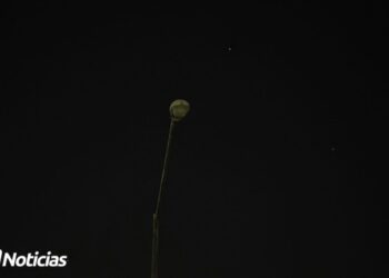 Luminarias siguen sin prender en el fraccionamiento Pradera Dorada de Mazatlán