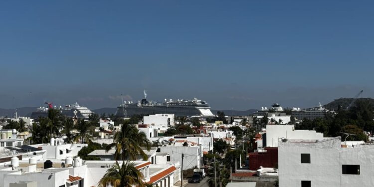 Mazatlán recibirá 14 cruceros en enero