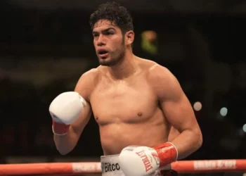 Gilberto ‘Zurdo’ Ramírez, Mejor Boxeador del Mes de Noviembre, Según la Asociación Mundial de Boxeo