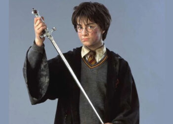 Retiran espadas de Harry Potter por ser demasiado realistas