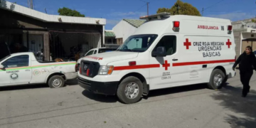 Joven de 20 años posaba con arma y se dispara por accidente en Torreón