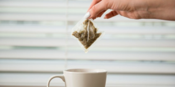 Advierten por BOLSITAS DE TÉ que contienen microplásticos peligrosos para la sangre y el estómago