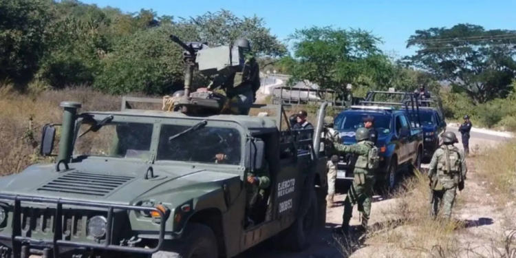 Abandonan dos cadáveres en El Rosario, Sinaloa