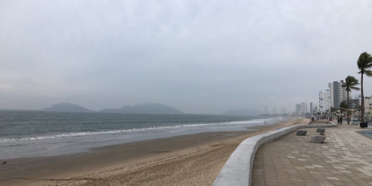 Domingo mayormente nublado se pronostica en Mazatlán; La temperatura se mantiene por debajo de los 22 grados