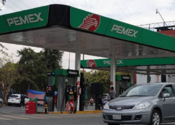 No hay razón para que suban los precios en la gasolina, asegura Iván Escalante