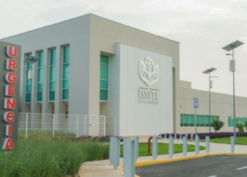 Martí Batres presenta los 25 puntos para la transformación del ISSSTE