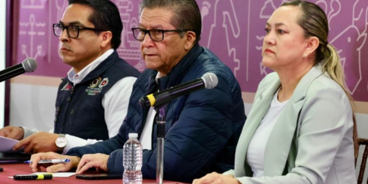 Detienen a 14 personas y aseguran vehículos, armamento y explosivos en Sinaloa