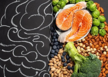 5 alimentos que favorecen tu salud mental y te harán sentirte feliz