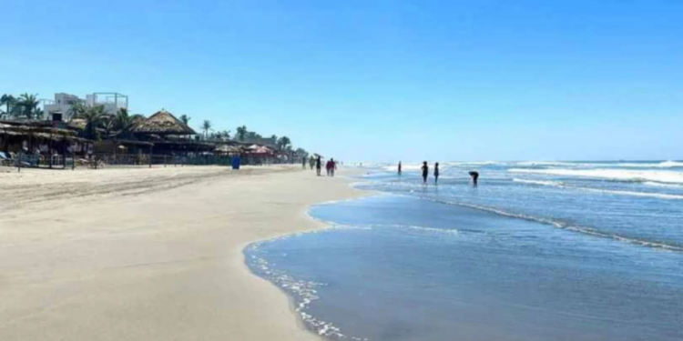 Sheinbaum combatirá la privatización de las playas de México porque “son del pueblo”