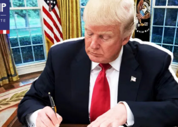 Trump firma sus primeros decretos presidenciales: ¿Cuáles fueron?