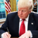 Trump firma sus primeros decretos presidenciales: ¿Cuáles fueron?