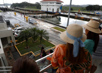 Sheinbaum apoya a Panamá tras anuncio de Trump de recuperar el Canal