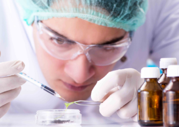 Científicos Rusos buscan crear vacunas contra Cáncer de Mama, Pulmón y Páncreas: ¿Cuándo estarán disponibles?
