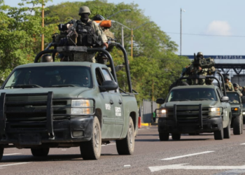Ejército Mexicano detuvo a cuatro personas durante operativo sobre La Costerita en Culiacán