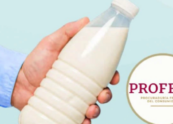 Cuáles son las marcas de leche que no cumplen con los ingredientes, según la Profeco