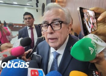 Gobernador de Sinaloa rechaza reportaje del New York Times sobre elaboración de fentanilo en el estado