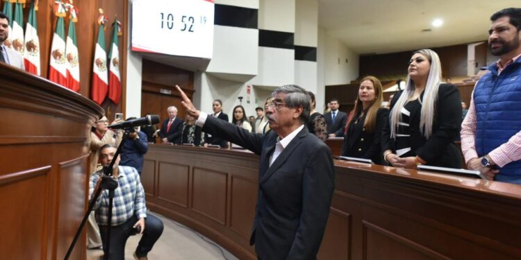 Con 34 votos a favor Congreso designa a Óscar Loza como nuevo presidente de la CEDH