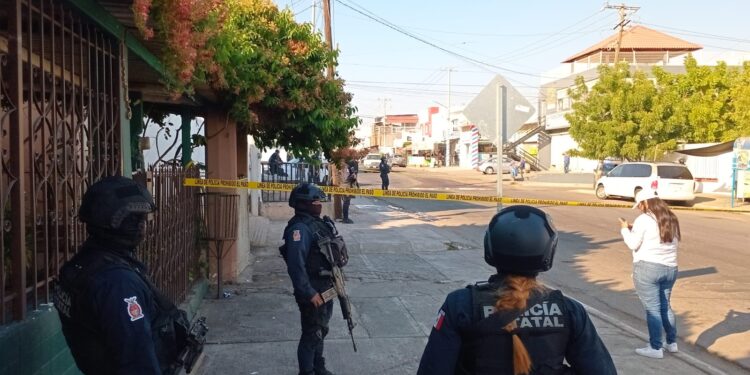 Atacan a balazos dos negocios en la colonia Rafael Buelna, en Culiacán