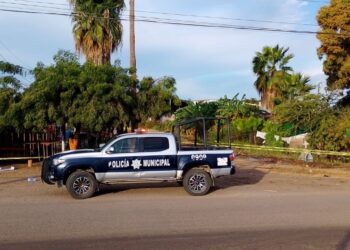 Encuentran a hombre ejecutado en la carretera La 20 en Culiacán
