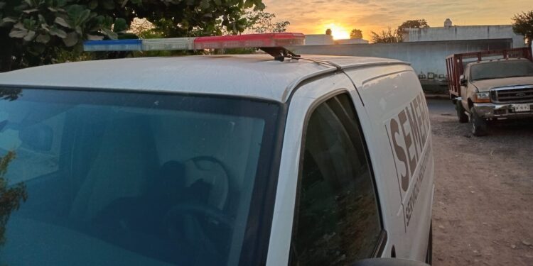 Boca arriba y con el rostro cubierto de cinta, localizan a joven en Villa Bonita, Culiacán