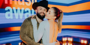 La novia de Carin León reacciona al supuesto romance del cantante con Espinoza Paz