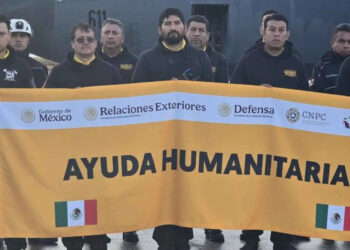 Viajan elementos de la Defensa, Conafor y Protección Civil a LA para combatir los incendios forestales