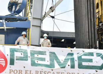 Sheinbaum espera que deuda de Pemex con proveedores quede resuelta en marzo