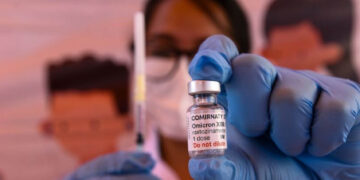 Revelan fecha en que llegará primera ola de Covid-19 a México en 2025