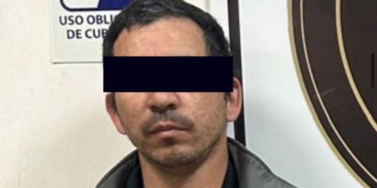 Cae sujeto por abusar de una menor de edad, la madre de su víctima fue su cómplice