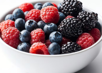 Cinco frutas que potencian la producción de colágeno y retrasan el envejecimiento