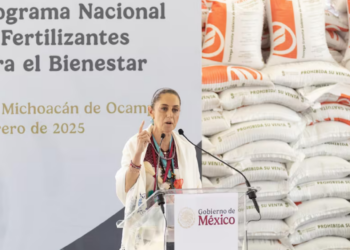 Sheinbaum: “Que nadie se atreva a violar nuestra soberanía”; afirma que EU no sería quien es sin los mexicanos que trabajan allá