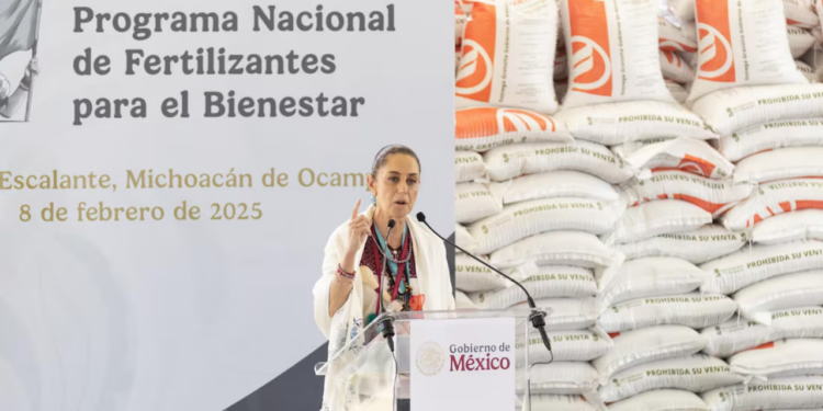 Sheinbaum: “Que nadie se atreva a violar nuestra soberanía”; afirma que EU no sería quien es sin los mexicanos que trabajan allá