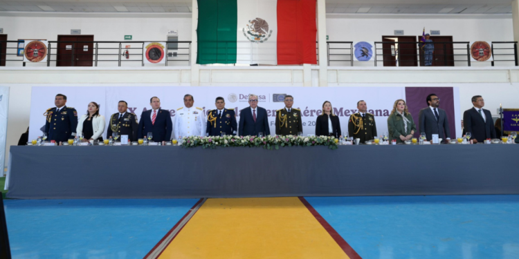 “La Fuerza Aérea, aliada del pueblo sinaloense”: Rocha Moya al asistir al XC Aniversario de su creación