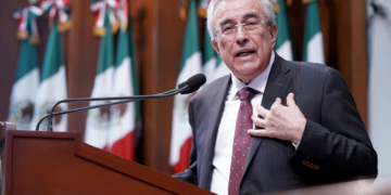 Sheinbaum minimiza solicitud del PAN a la Corte Internacional para revocar a gobernador de Sinaloa