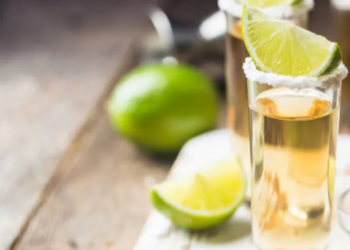 Arancel de EU amenaza industria tequilera mexicana