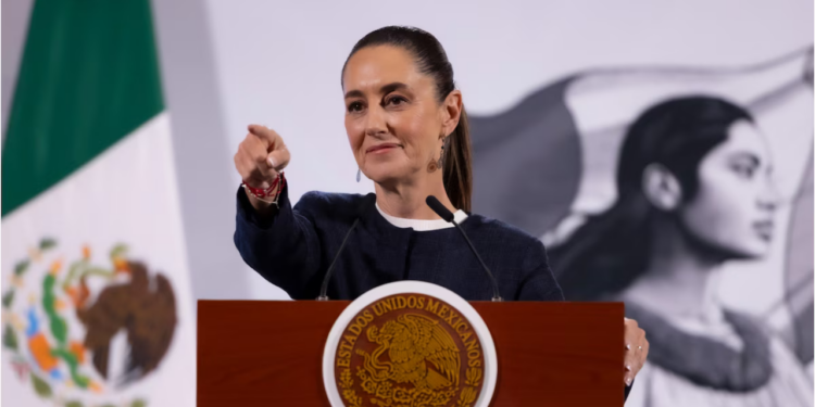 Crece en 80% aprobación de Sheinbaum tras su defensa de México