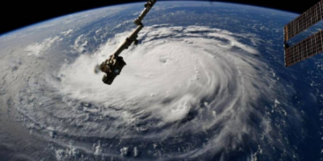 ¿Cuáles serán los primeros HURACANES en el Pacífico y Atlántico y cuándo ocurrirán?