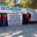 Maestros de la Técnica No. 7 trabajan bajo protesta conflicto con la dirección