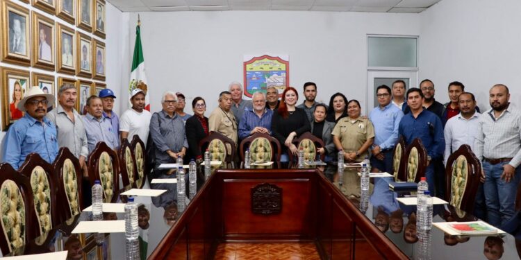 Instalan consejo de administración de recursos pesqueros y acuícolas en Escuinapa